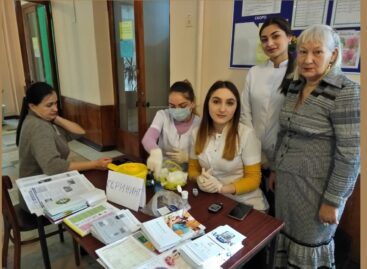 Сальские диабетики получили помощь