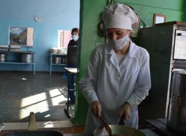 Фирменный соус помог студентке СИТ опередить своих старших соперников в конкурсе