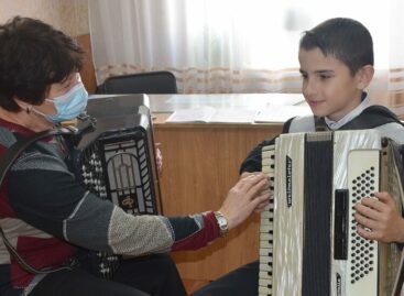 Пандемия не мешает юным музыкантам и танцорам заниматься творчеством