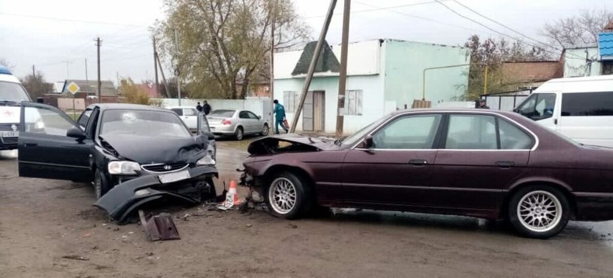 Сальчанин, «не переобувший» свой «BMW», устроил аварию