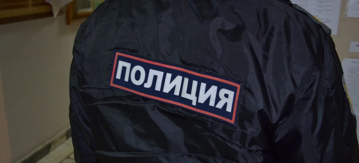 В Сеятеле украли машину