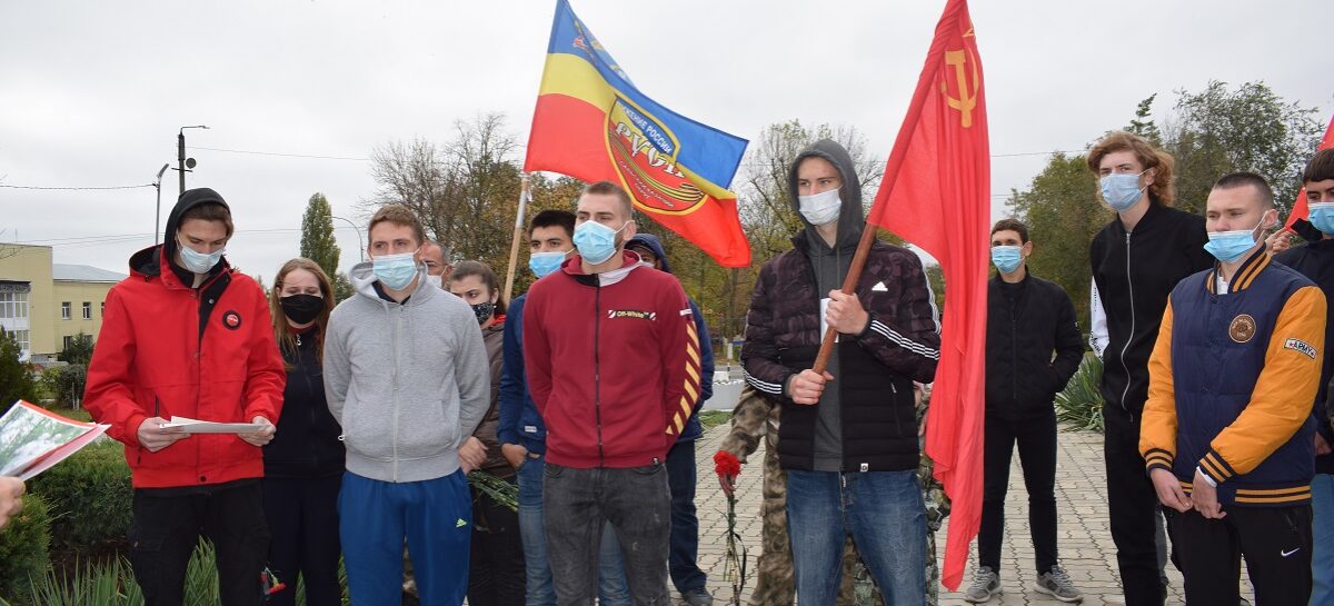 «Десант памяти» высадился в Сальске и в Гиганте