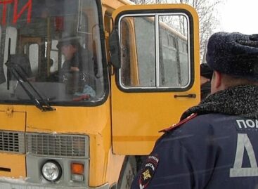 Особое внимание ГИБДД — к школьным автобусам