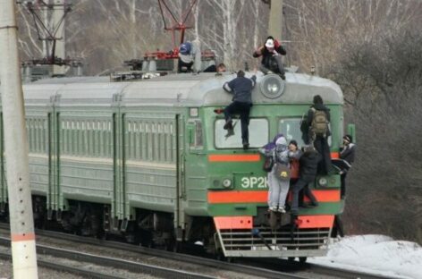 Жителям Сальского района напоминают, что железная дорога — объект повышенной опасности