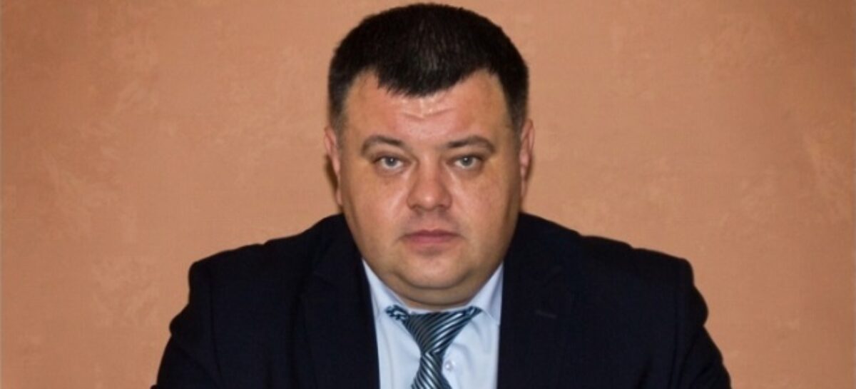 Глава администрации Сальска стал фигурантом уголовного дела о коррупционном преступлении