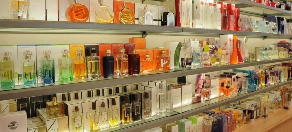 В Сальске обокрали известный сетевой магазин