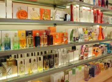 В Сальске обокрали известный сетевой магазин