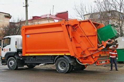 За вывоз мусора сальчане будут платить меньше, но только на копейки