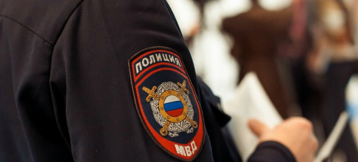 В Новом Егорлыке селянин оскорбил участкового