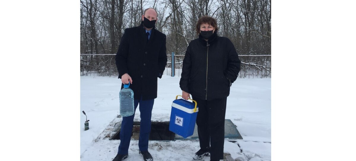 В Сальске транспортная прокуратура проверила качество питьевой воды на железной дороге