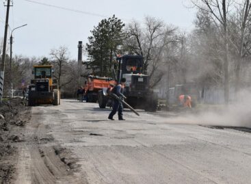 Дождались: в Сальске приступили к ремонту улицы Островского