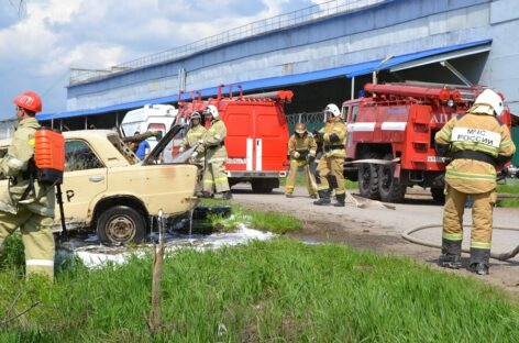 Сальские спасатели отпраздновали юбилей