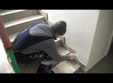 В многоэтажке по улице Кузнечной, 68, идёт косметический ремонт подъездов