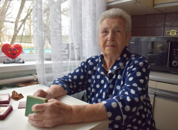 Жительница Сальского района отметила 90-летний юбилей