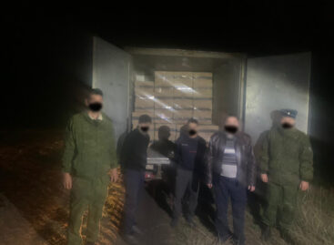 Через границу Ростовской области пытались провезти 30 тысяч пачек сигарет