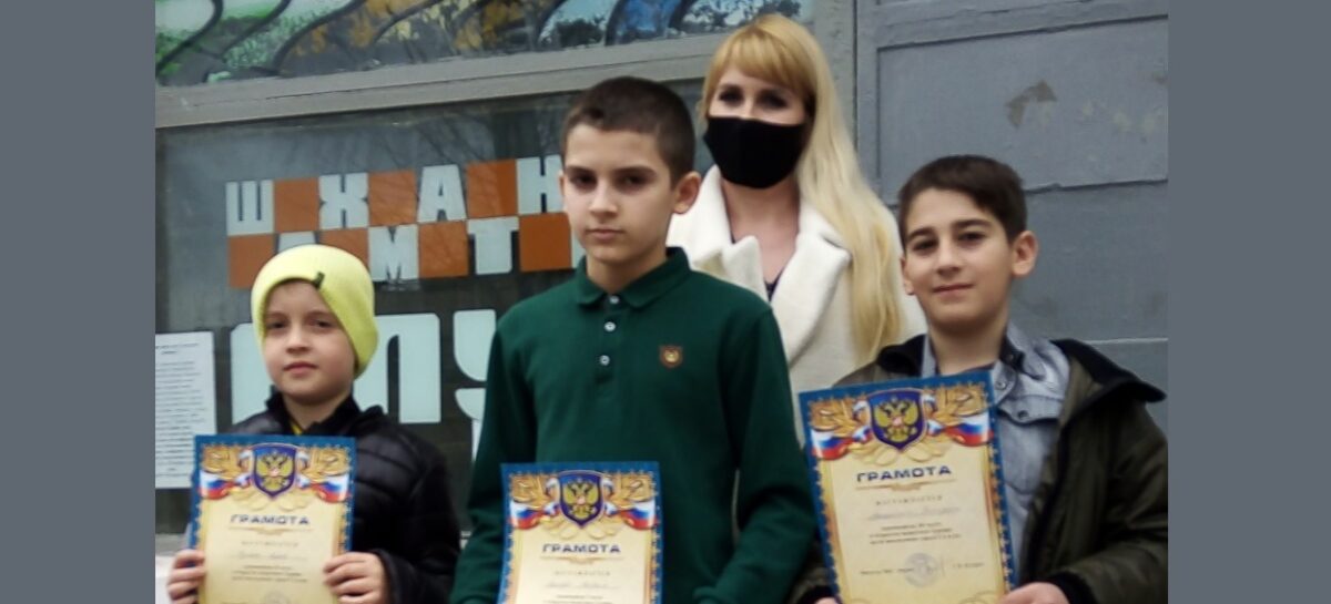 Сальская детвора выяснила, кто лучше всех играет в шашки
