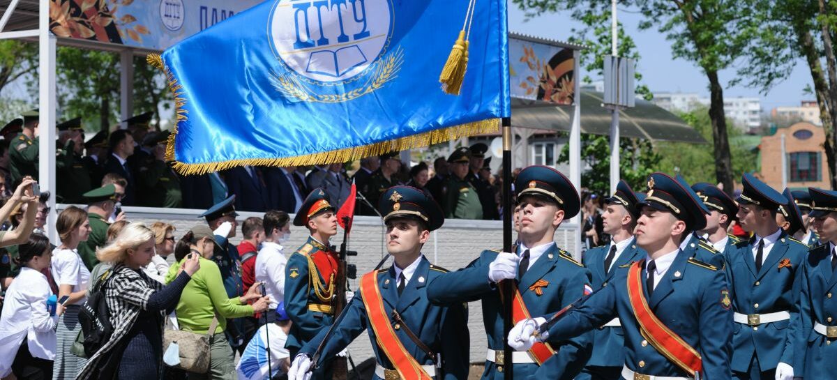 Областной военно-патриотический праздник «Поклонимся великим тем годам…»