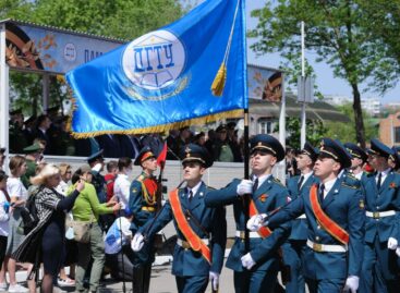 Областной военно-патриотический праздник «Поклонимся великим тем годам…»