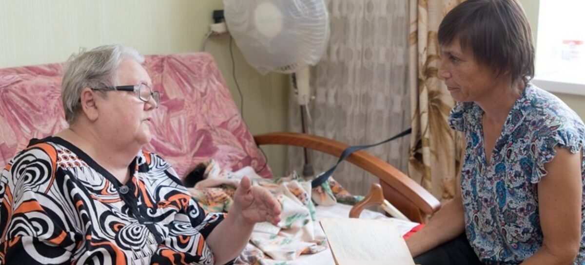 Упростился порядок назначения компенсационной выплаты по уходу за пожилыми людьми и инвалидами