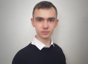Кирилл Нестеренко: «Профессия учителя наряду с медиками и пожарными — самая важная. На нас лежит ответственность за молодое поколение».