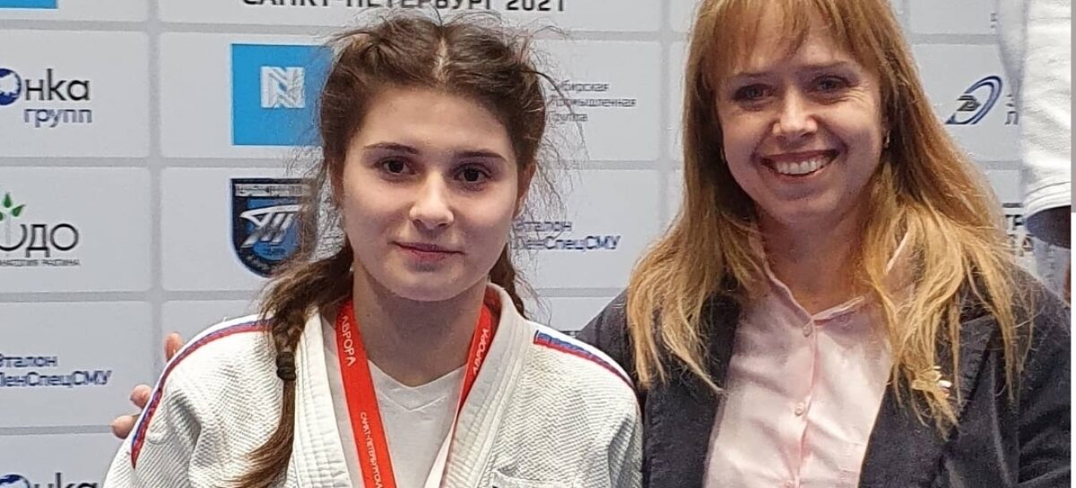 Сальчанка на соревнованиях по дзюдо в Питере заняла второе место