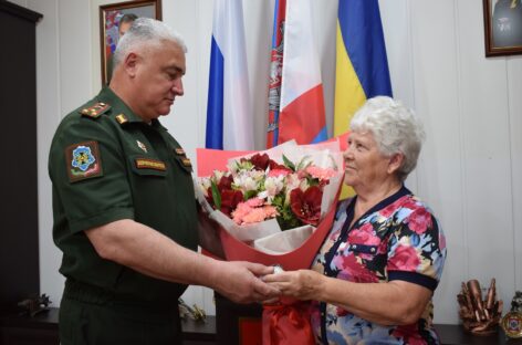 В Сальске медаль отца вернулась к дочери