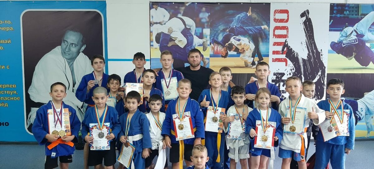 В Целине боролись дзюдоисты и все вернулись с наградами