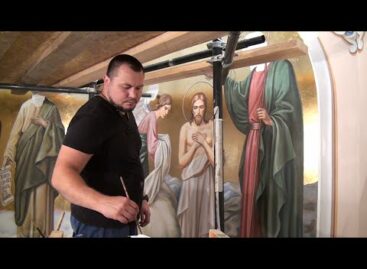Волгодонские мастера расписывают сальский храм Святителя Димитрия Ростовского