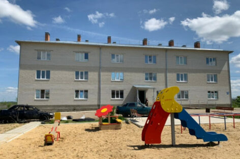 В муниципалитетах Дона состоялись закупки по приобретению жилья для 439 детей-сирот