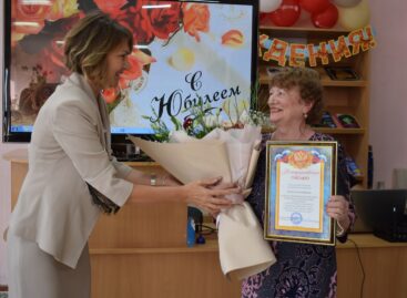Свой 75-летний юбилей отметила сальчанка, известный работник культуры Галина Купчина
