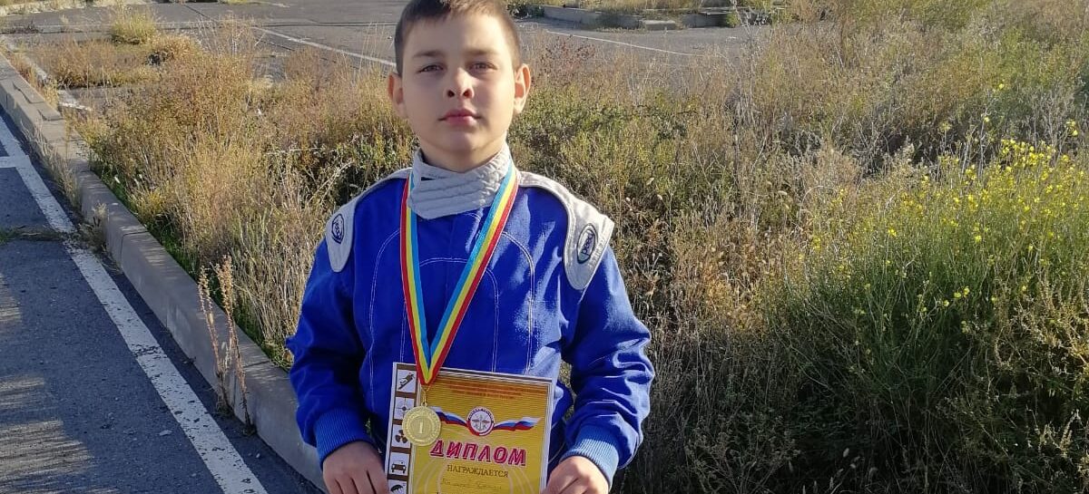 Три медали завоевали в Таганроге сальские картингисты