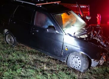 В Сальском районе столкнулись «Приора» и «MAN»