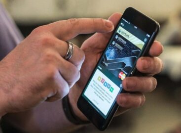 Россияне в конце 2021 года смогут платить со смартфона через СБПэй