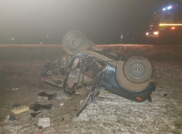 В аварии на выезде из Сальска погибли двое человек