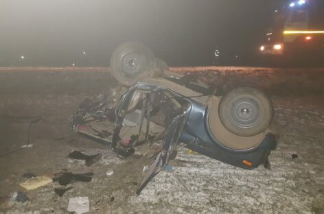 В аварии на выезде из Сальска погибли двое человек