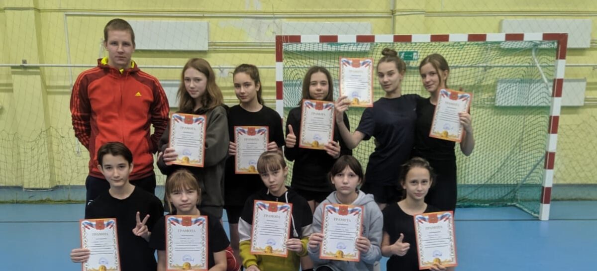 В Сальске прошло открытое первенство спортивной школы Сальского района по волейболу