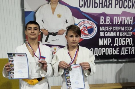 Сальские дзюдоисты приняли участие сразу в двух областных турнирах