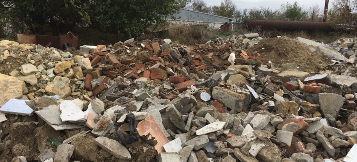 Штраф в 200 тысяч рублей присудили в Сальском районе за незаконную свалку