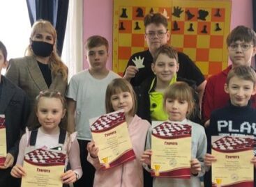 В клубе «Белая Ладья» парка культуры и отдыха проведён турнир по шашкам.
