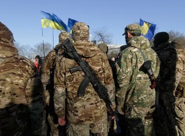 Схож с религиозным: эксперт рассказал об истоках украинского экстремизма