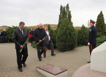 В Сальском районе почтили память жертв геноцида