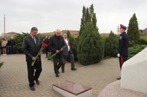 В Сальском районе почтили память жертв геноцида