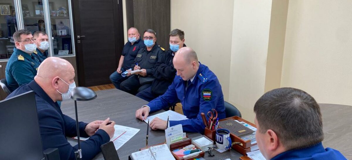 Сальский транспортный прокурор провел межведомственное  совещание