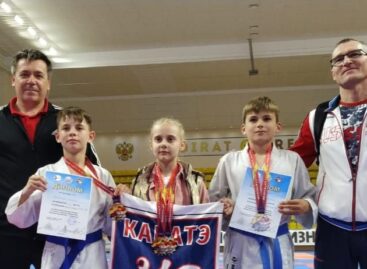 В Элисте прошли сразу два спортивных состязания по каратэ