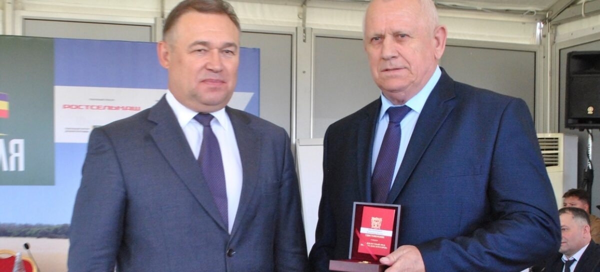 Селекционер из Сальского района Владимир Ивахненко награждён медалью «За доблестный труд на благо Донского края»