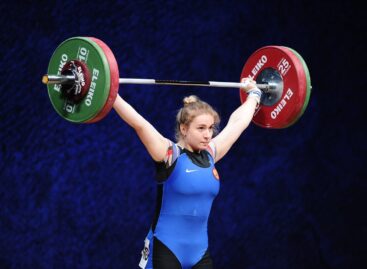 «Золото» Рязановой: в Хабаровске завершился чемпионат России по тяжелой атлетике