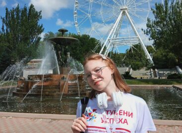 Сальчанка Ангелина Ходосок едет во Всероссийский образовательный центр поддержки одарённых детей «Сириус» в Сочи.