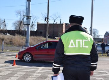В Сальском районе сотрудники ДПС проводят операцию «Ребенок — пассажир»