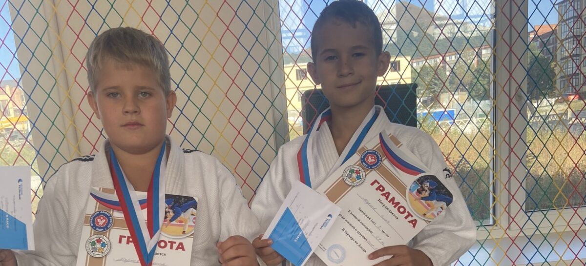 «Золото» братьев: сальчане выиграли турнир в городе Лермонтов