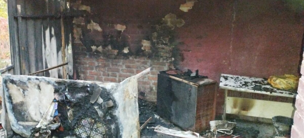 В Сальском районе при пожаре пострадал 13-летний подросток